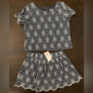 Genuine Kids from Oshkosh. Girls two piece set size 2T